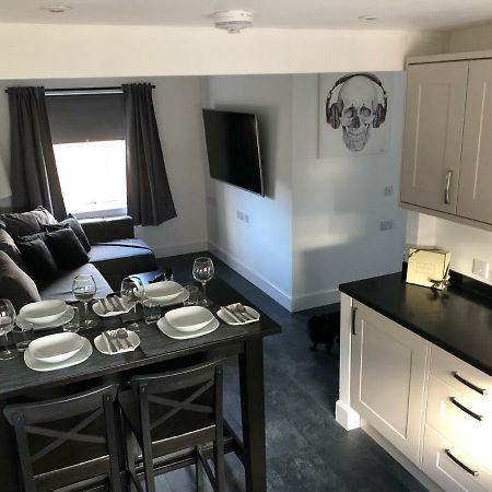 L&H Apartments Inverness Extérieur photo
