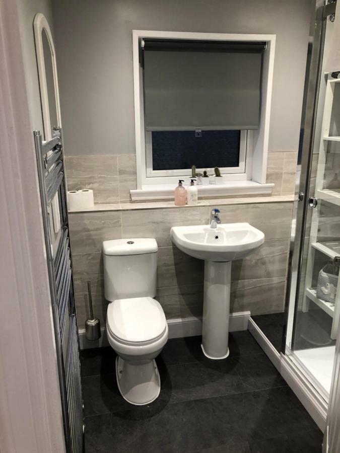 L&H Apartments Inverness Extérieur photo